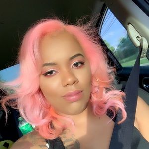 Meet your Posher, Bonita